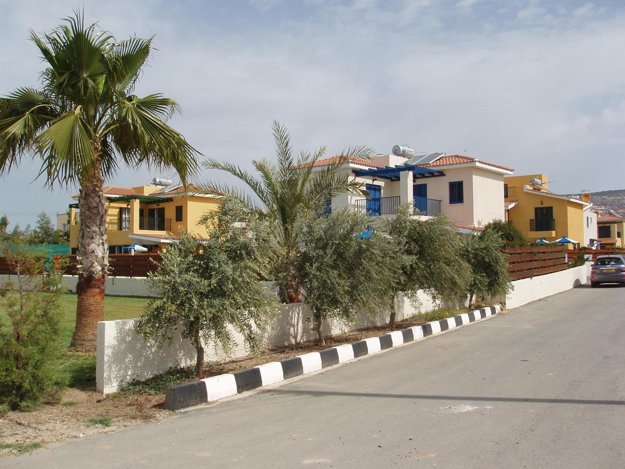 Kotsias Corallia Villas Coral Bay Bagian luar foto