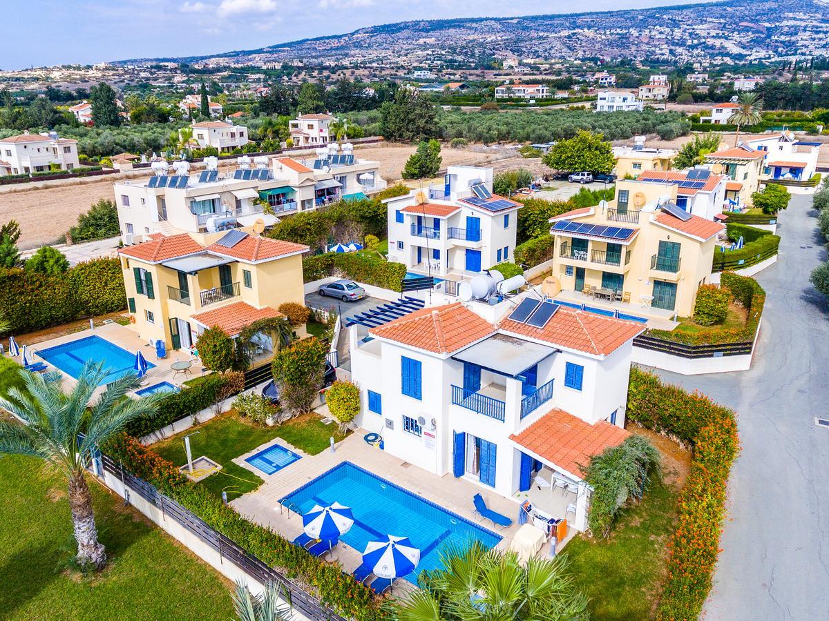 Kotsias Corallia Villas Coral Bay Bagian luar foto
