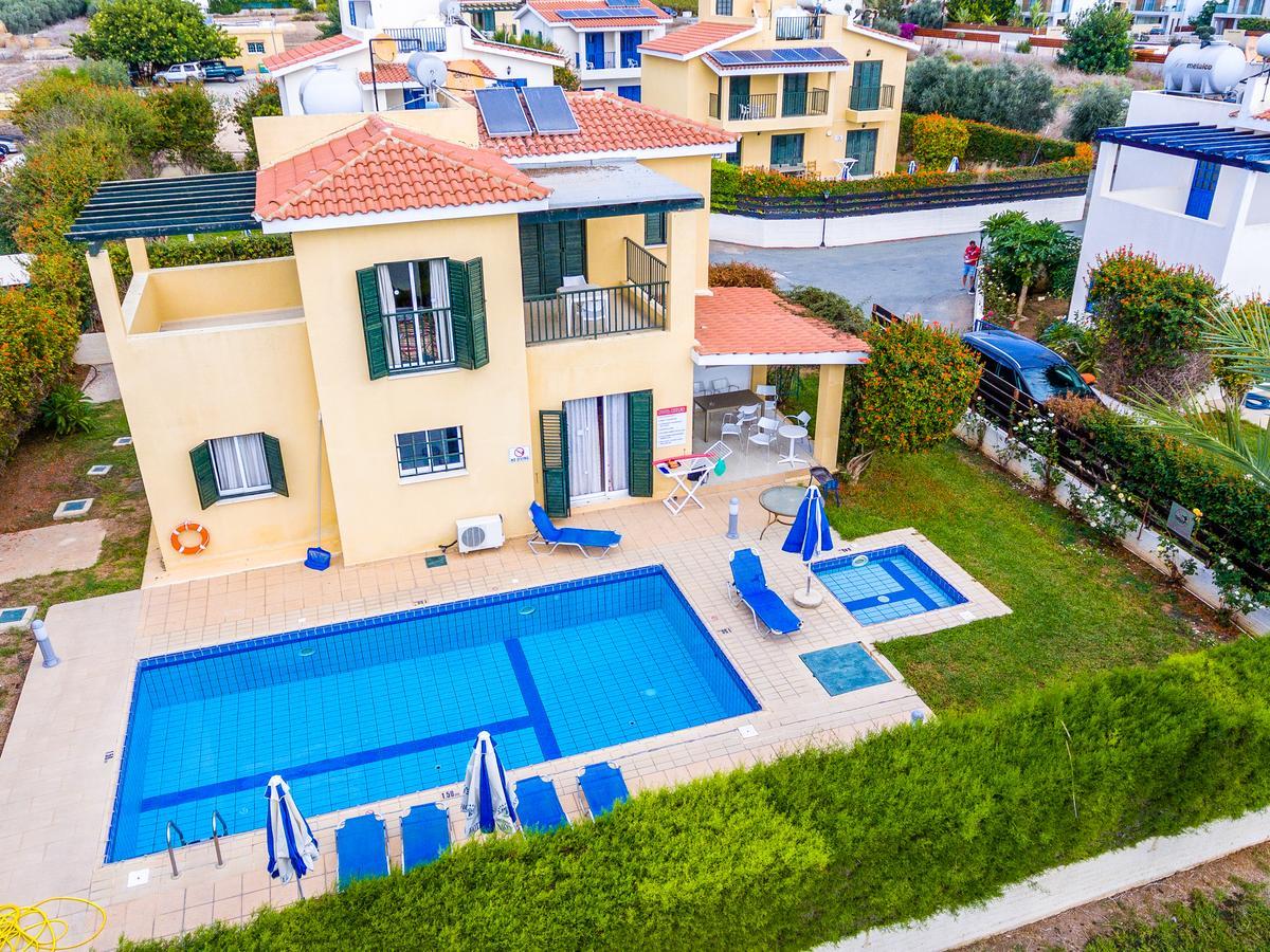 Kotsias Corallia Villas Coral Bay Bagian luar foto